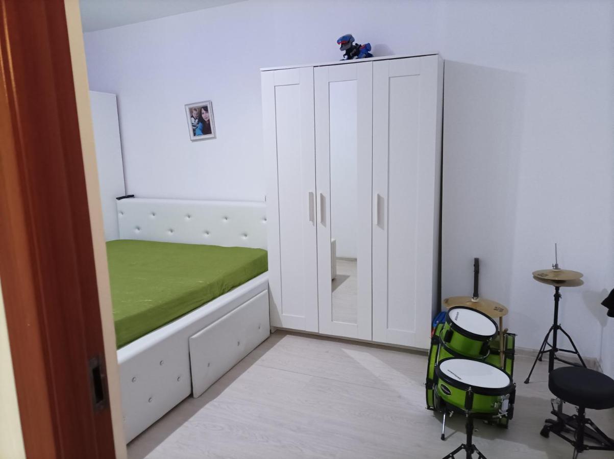 Uricani  Apartament Doua Camere מראה חיצוני תמונה