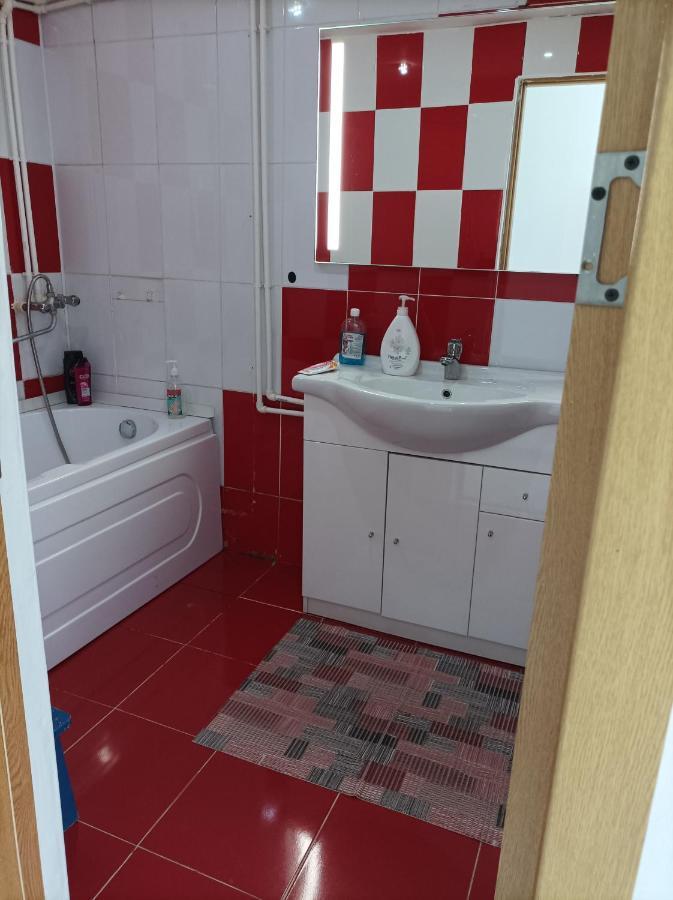 Uricani  Apartament Doua Camere מראה חיצוני תמונה